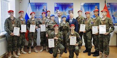 Губернатор в гостях у курсантов