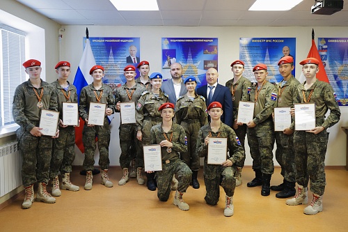 Самарские юнармейцы, представлявшие на Международной военно-спортивной игре "Наследники Победы" Россию, завоевали первое место